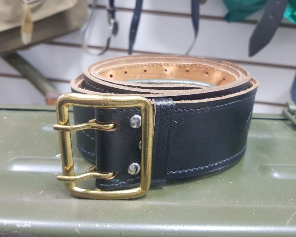 Ремень с кобурой под ПМ ВМФ офицерский кожаный СССР Ремень с кобурой под ПМ ВМФ офицерский кожаный СССР